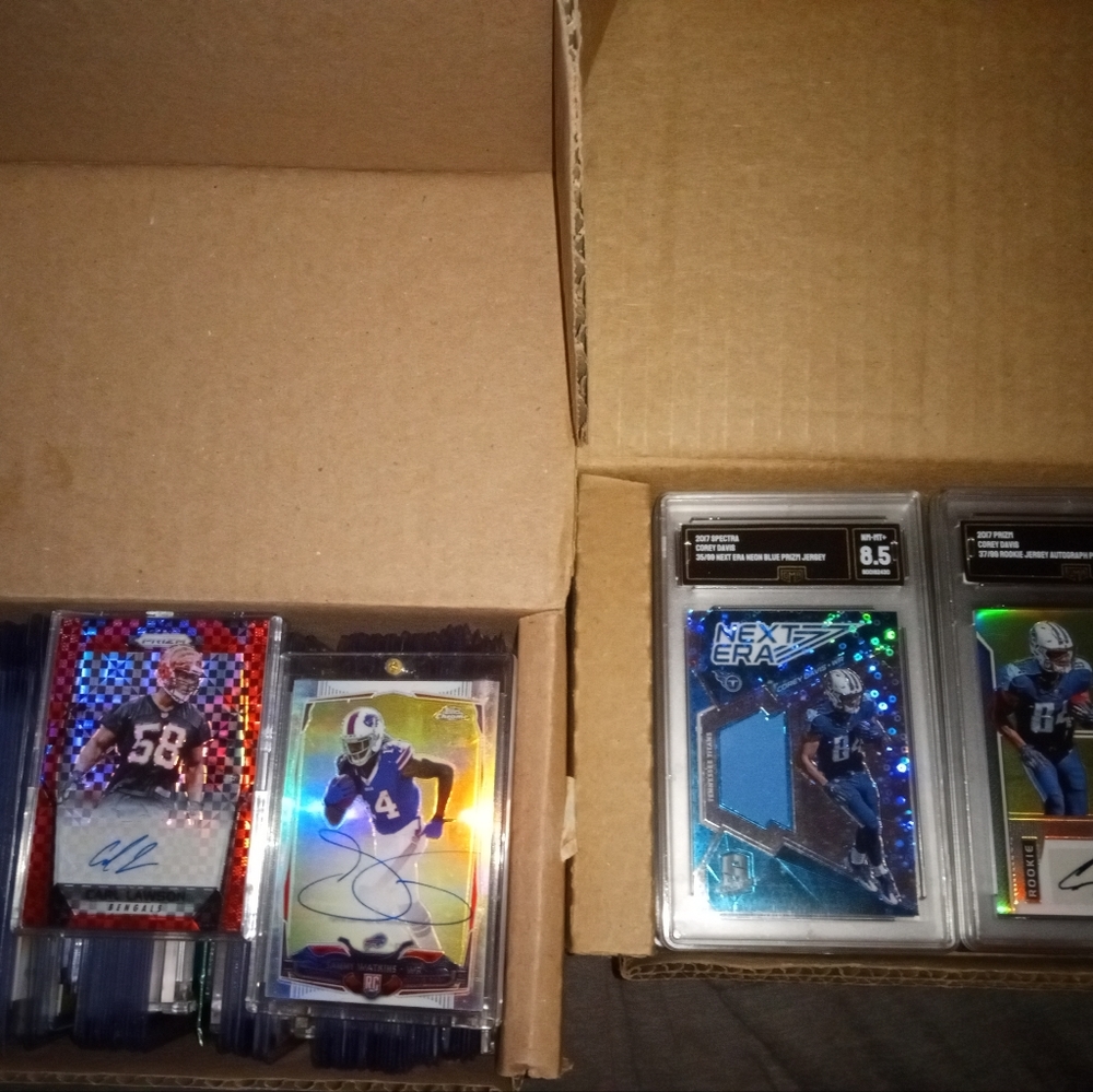 Sports card Hobby pack stocking stuffers. Available till day before Xmas!!